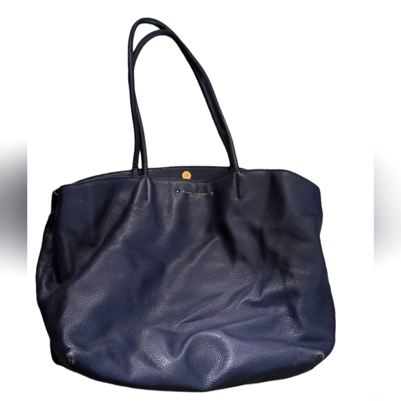 Marc Jacobs Handbags - Navy Marc Jacobs Large Tote Bag